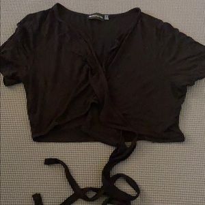 Low Neck Tie Front Crop Top